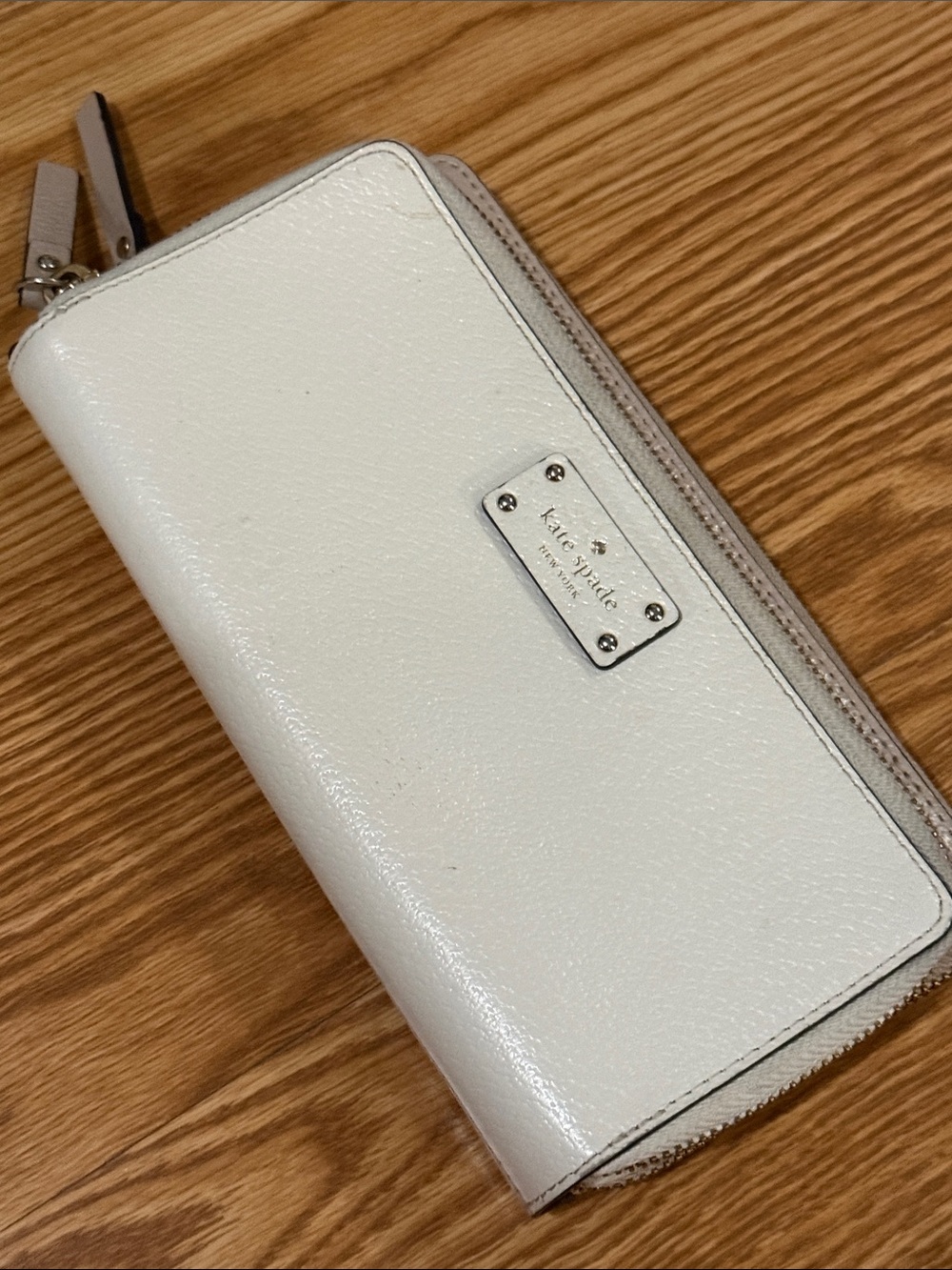 kate spade White Pebbled Zip-Around Wallet